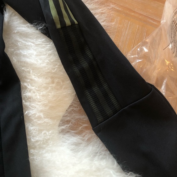 SOLD!BNWT Gorgeous Adidas Tiro 21 Camo colourblock graphic men’s track jacket .. - Picture 7 of 16